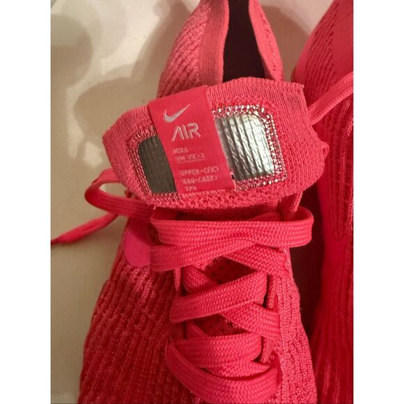 Nike Air Womens Vapormax 3.0 Flyknit Trainers Athletic Sneakers Pink Sz 8.5 NWOT - Picture 6 of 9